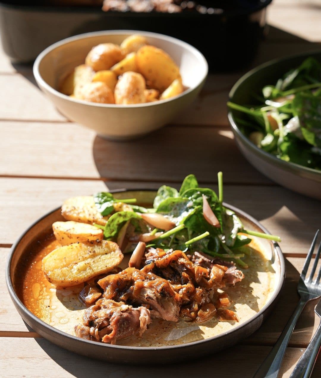 Lamsschouder met spinazie en truffelvinaigrette